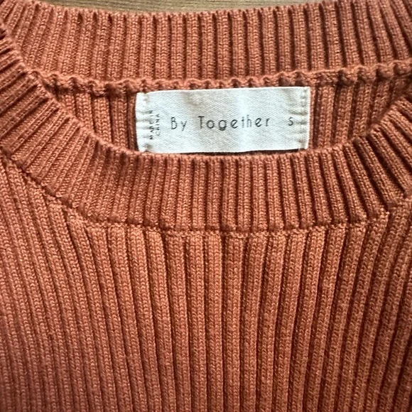 By Together Ribbed Sweater Tank | Size S | Rust / Cinnamon Brown - Picture 4 of 5